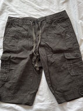 Ladies EDDIE BAUER Size 4 Cargo Capri Cropped Pants Cotton Khaki Green